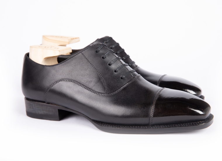 Black Cap Toe Oxford LE