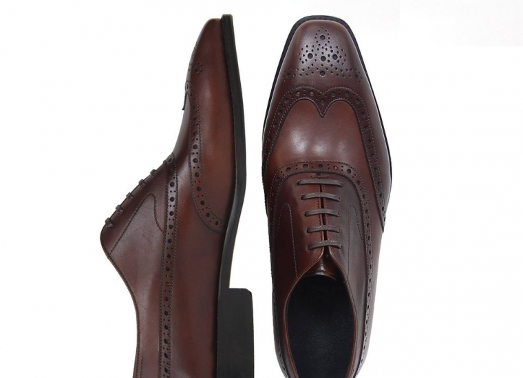 Brown Balmoral Wingtip Oxford RU