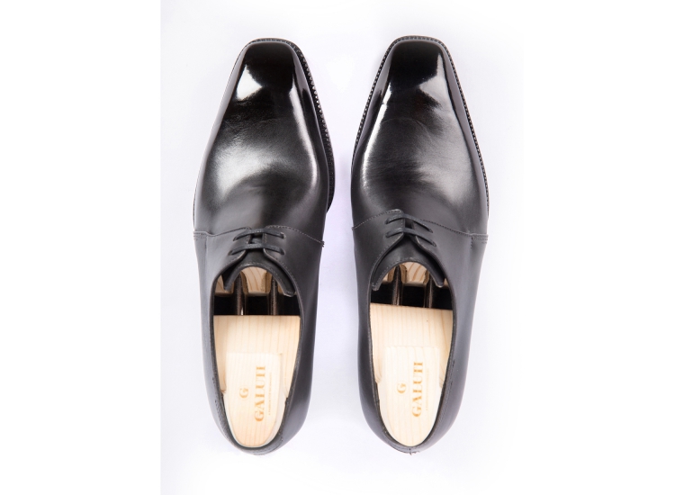 Derby 2 Eyelets Black - LE