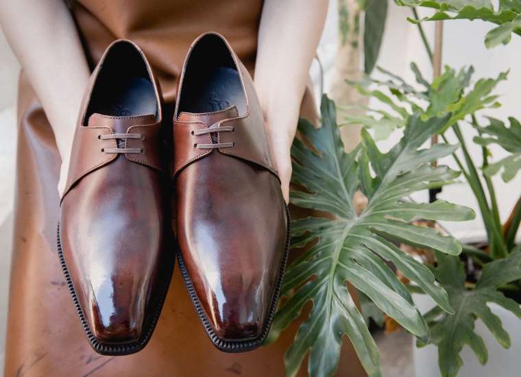 Derby 2 Eyelets Brown LE