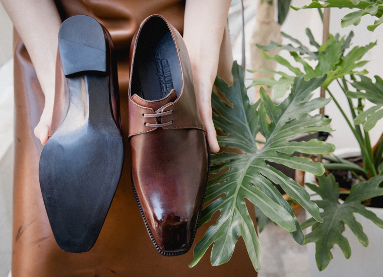 Derby 2 Eyelets Brown LE