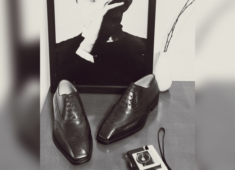 Oxford Wingtip Black RU