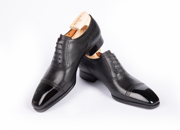 Oxford Adelaide Black LE 