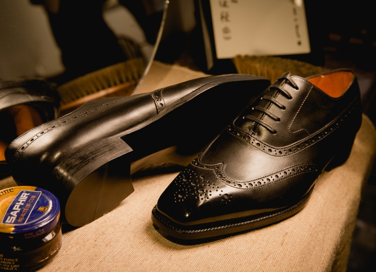 Oxford Wingtip Black LE