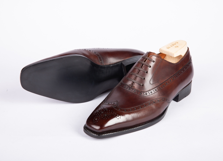 Brown Balmoral Wingtip Oxford LE