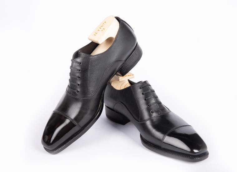 Black Cap Toe Oxford LE