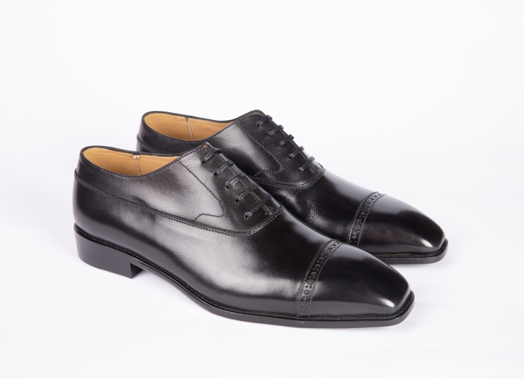 Black Balmoral Cap Toe Oxford RU