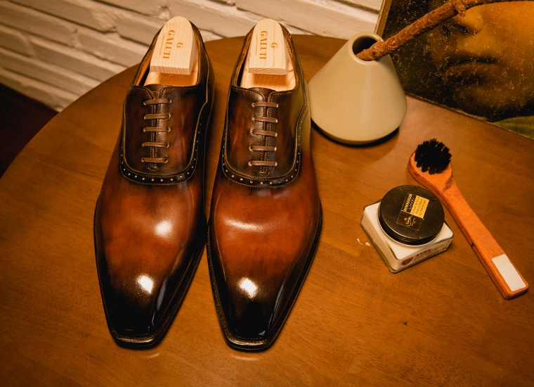 Brown Patina Plain Toe Oxford LE