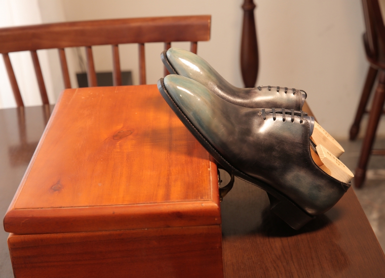 Oxford WholeCut Cyan LE
