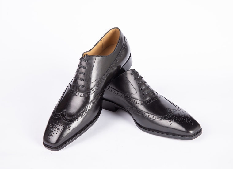 Oxford Wingtip Black RU
