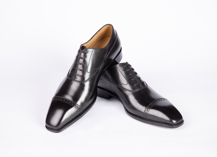 Black Balmoral Cap Toe Oxford RU